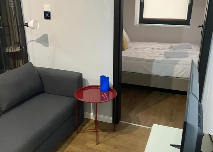 Amber Brzeska 罗兹